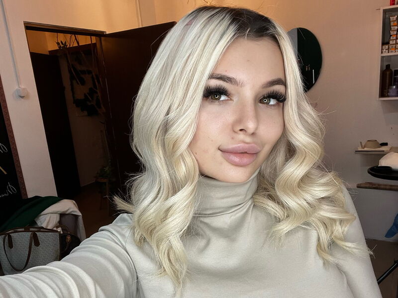 Usually the library for web cam womans listed here was enormous